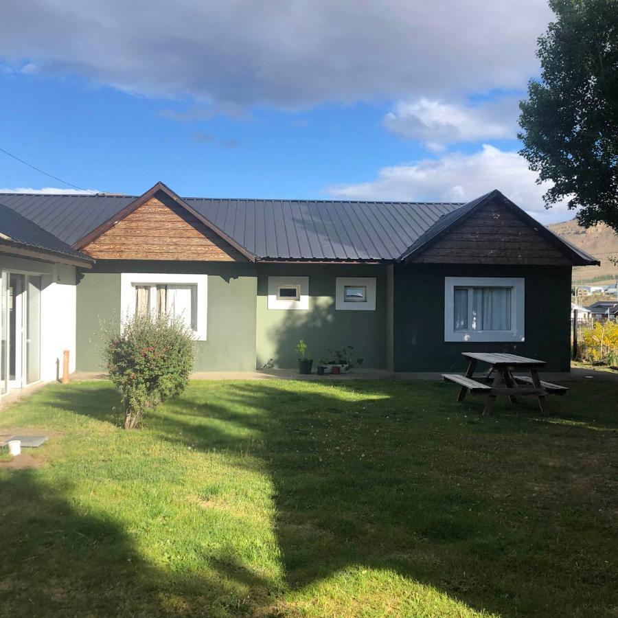 Готель Hospedar Calafate - Los Lupinos Ель-Калафате Екстер'єр фото